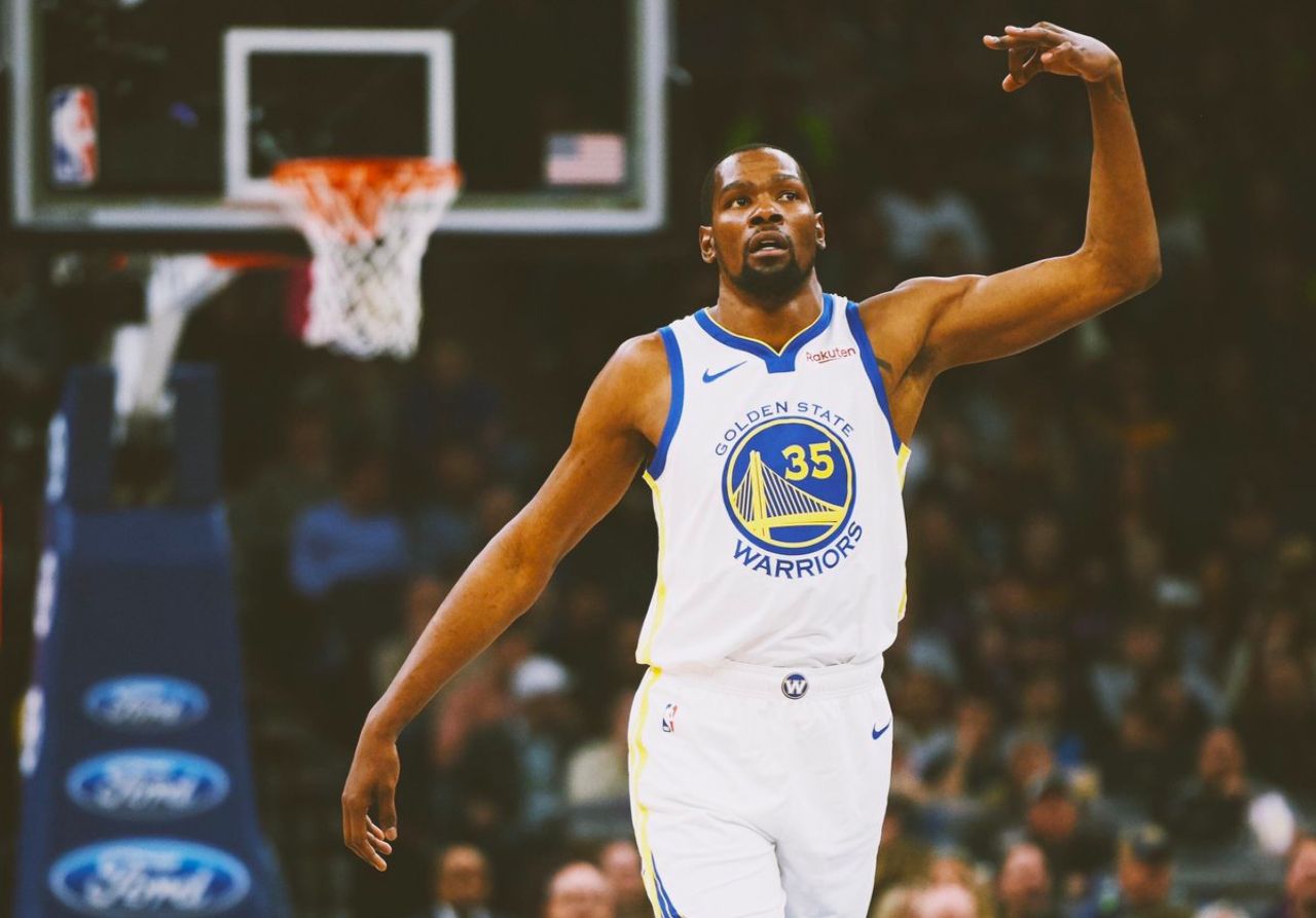 关于深圳男篮训练开放日，今晨强势反弹引欢呼，欧篮联在即，细节决定成败的信息-爱游戏下载